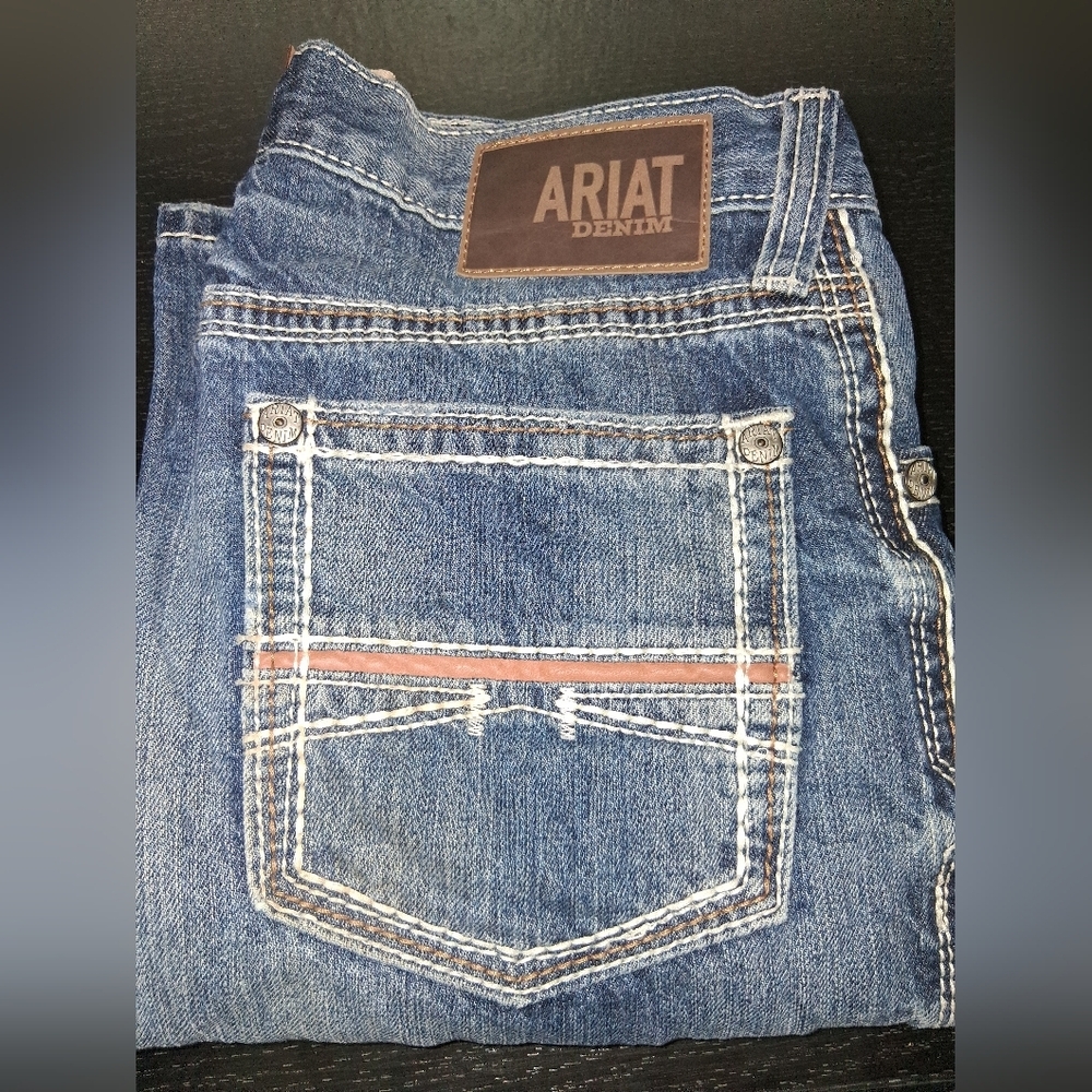 Ariat Men's Classic Blue Straight Jeans - Picture 14 of 16